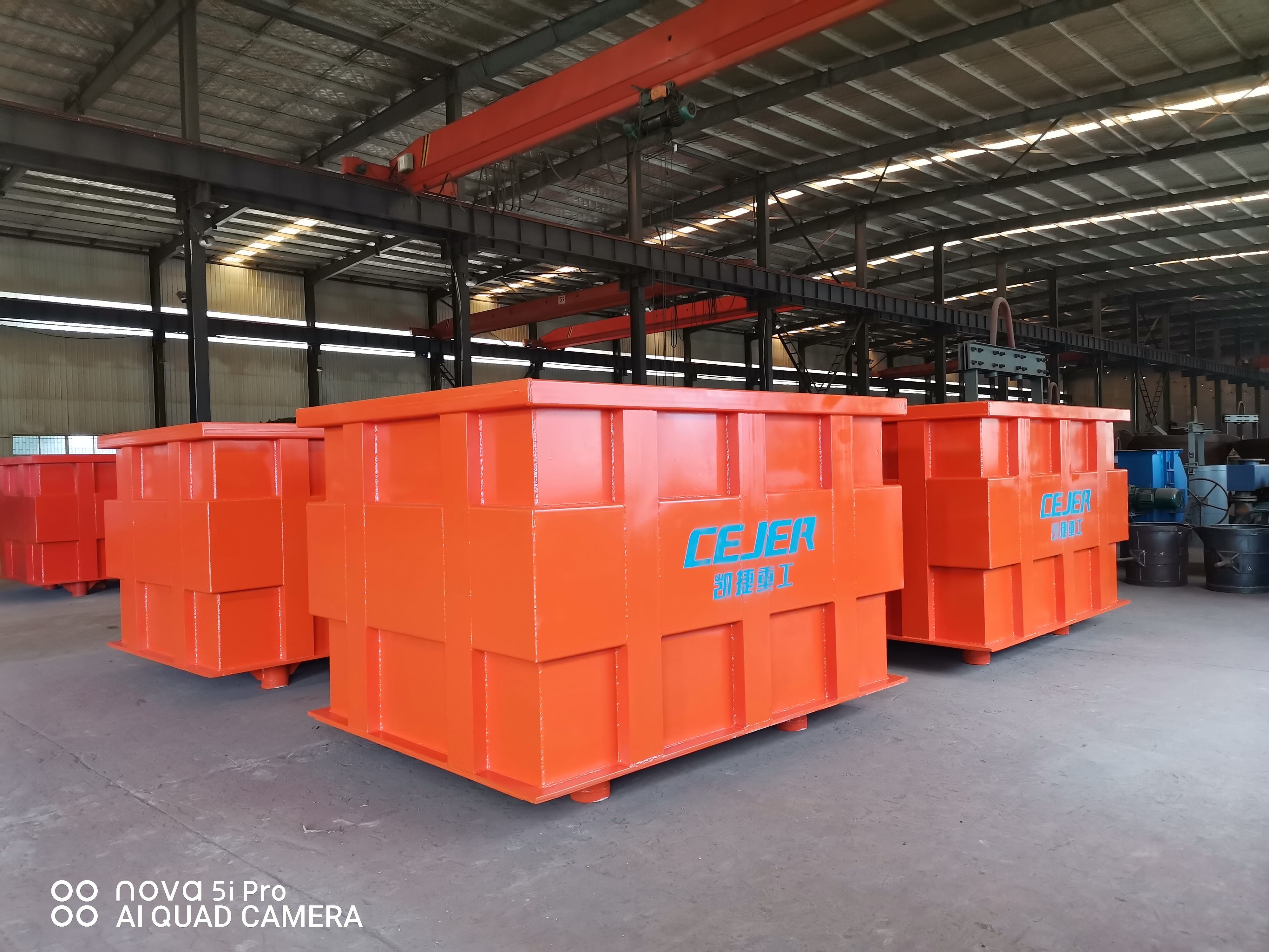 消失模砂箱發(fā)運(yùn)中！